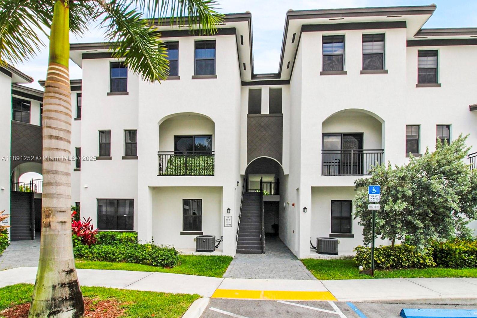 15540 SW 136 St #204, Miami, FL, 33196 - Investment Condo. Photo #1