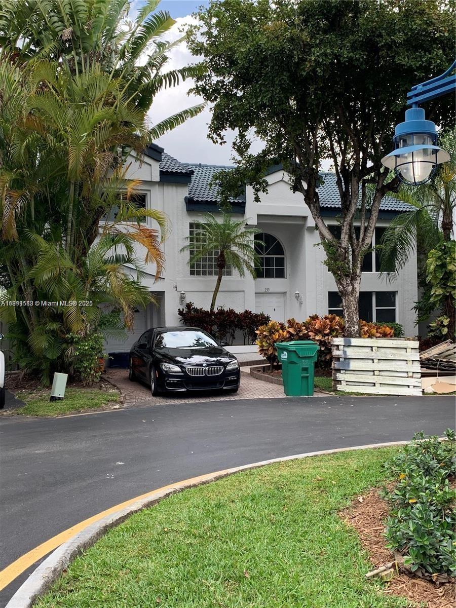 233 NE 212th Ter, Miami, FL, 33179 - Investment Single Family Home. Photo #1