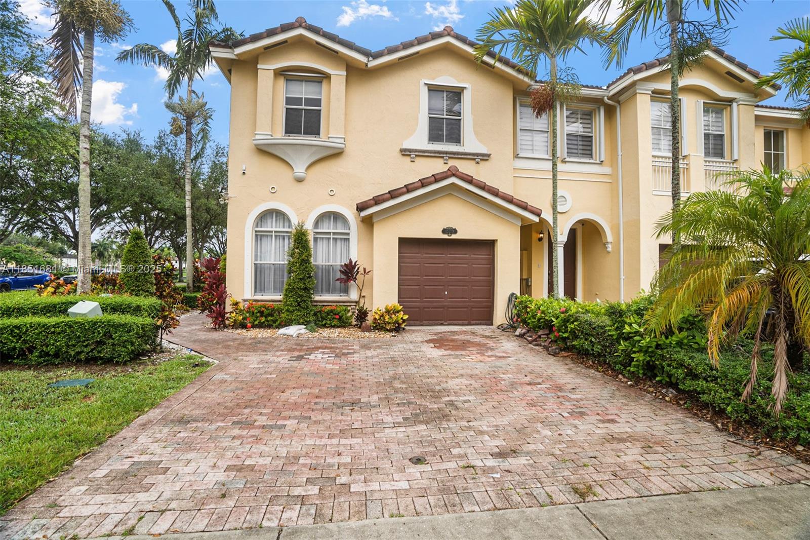 15030 SW 9th Ter, Miami, FL, 33194 - Investment Townhome. Photo #1