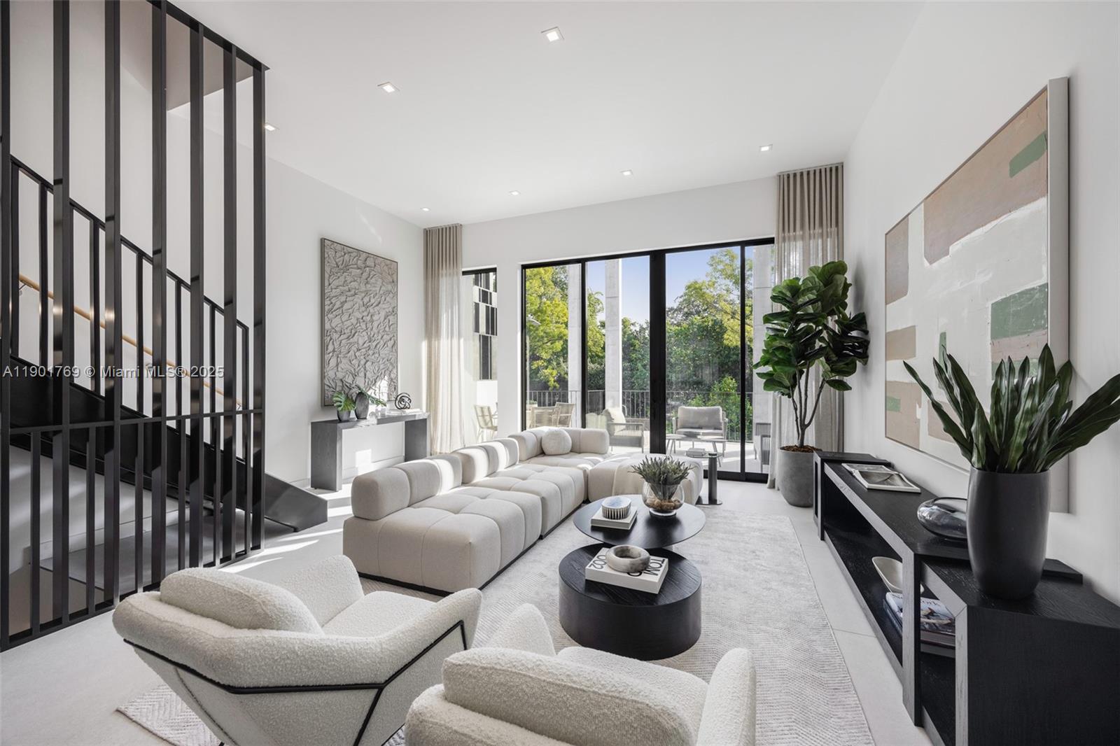 84 SW 28th Rd #4, Miami, FL, 33129 - Investment Townhome. Photo #1