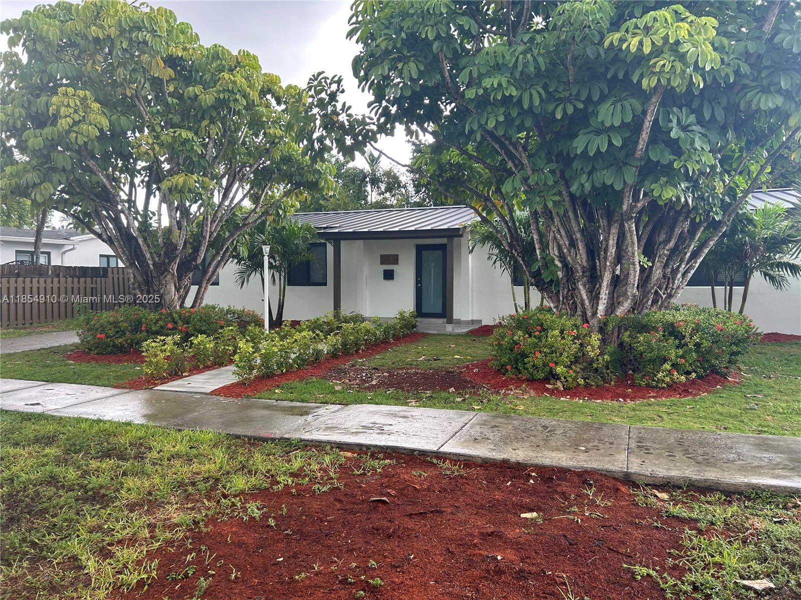 5711 SW 92nd Ave, Miami, FL, 33173 - Investment Single Family Home. Photo #1