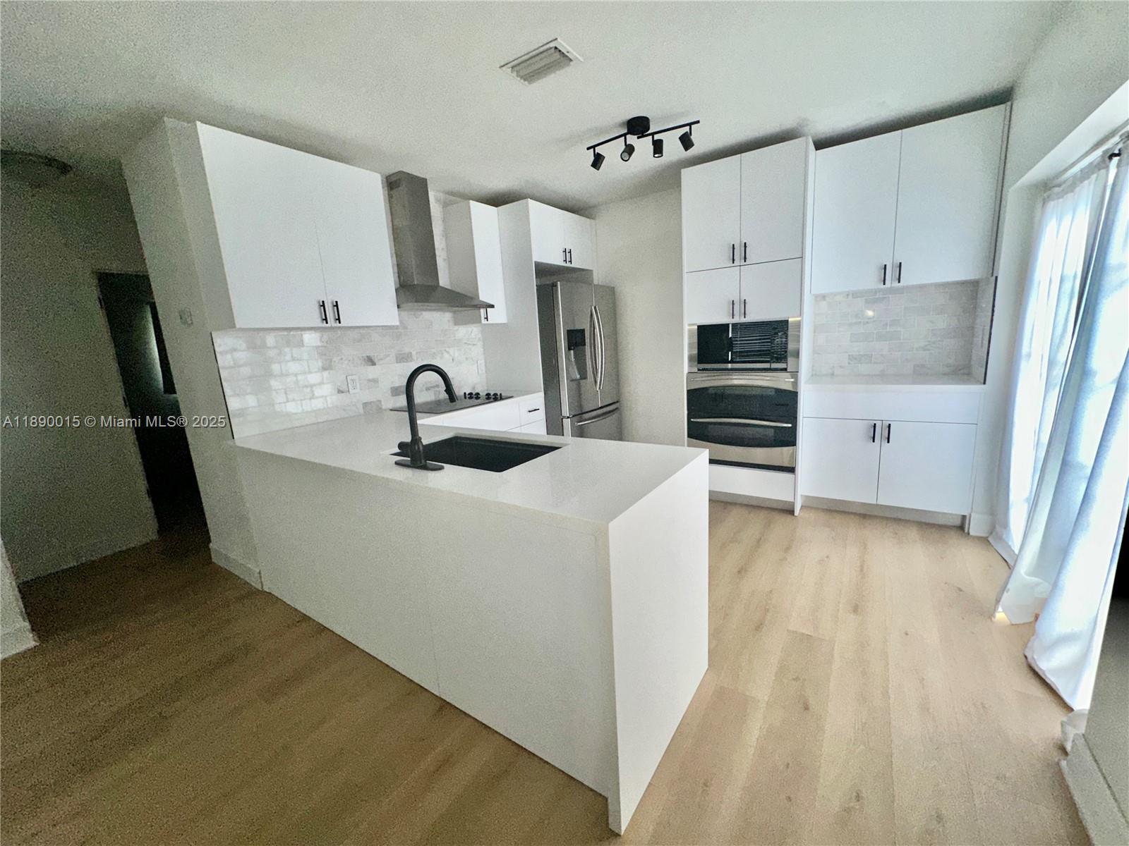 11820 SW 188th St, Miami, FL, 33177 - Investment Single Family Home. Photo #1