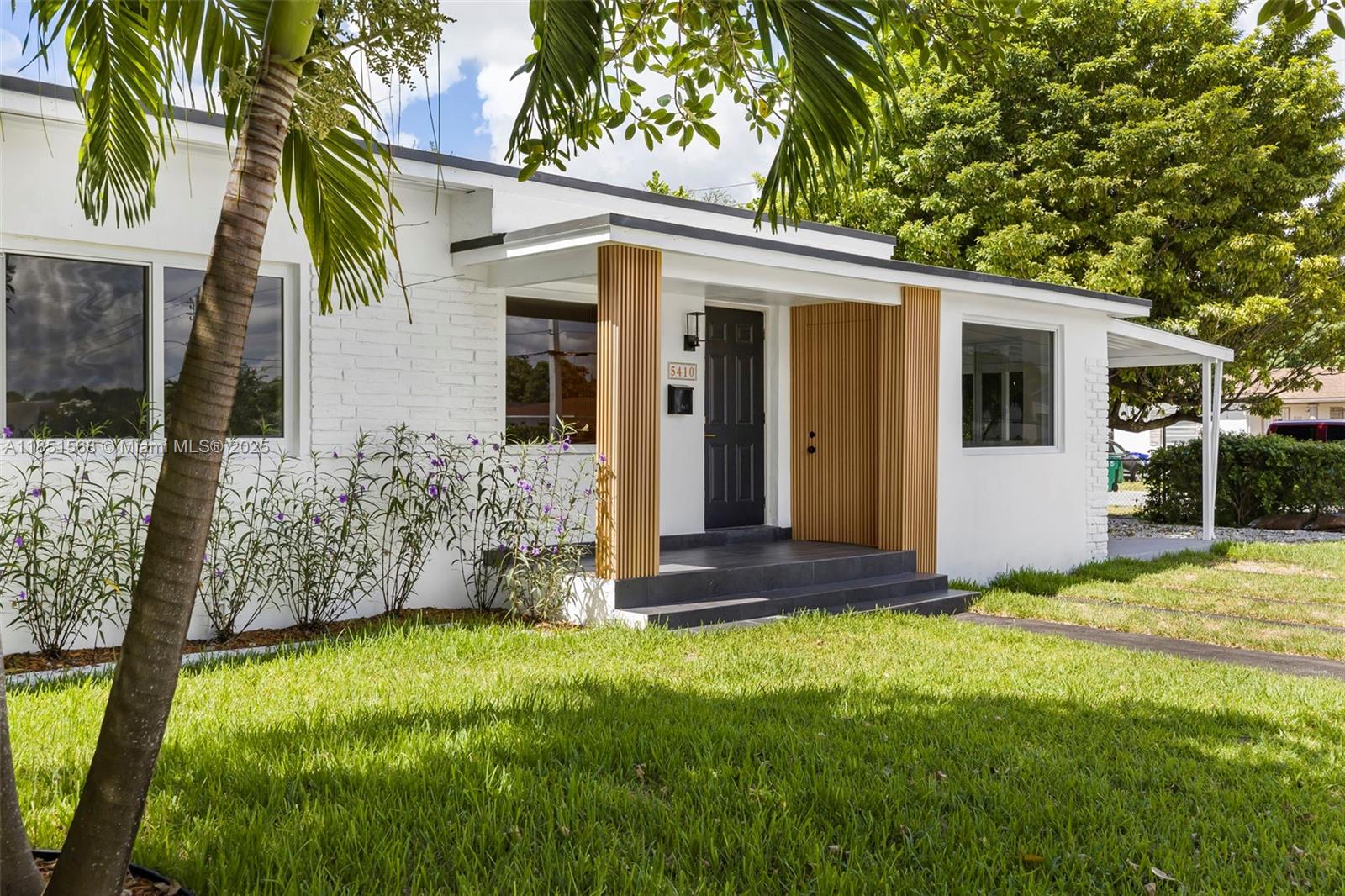 5410 SW 2nd St, Miami, FL, 33134 - Investment Single Family Home. Photo #1