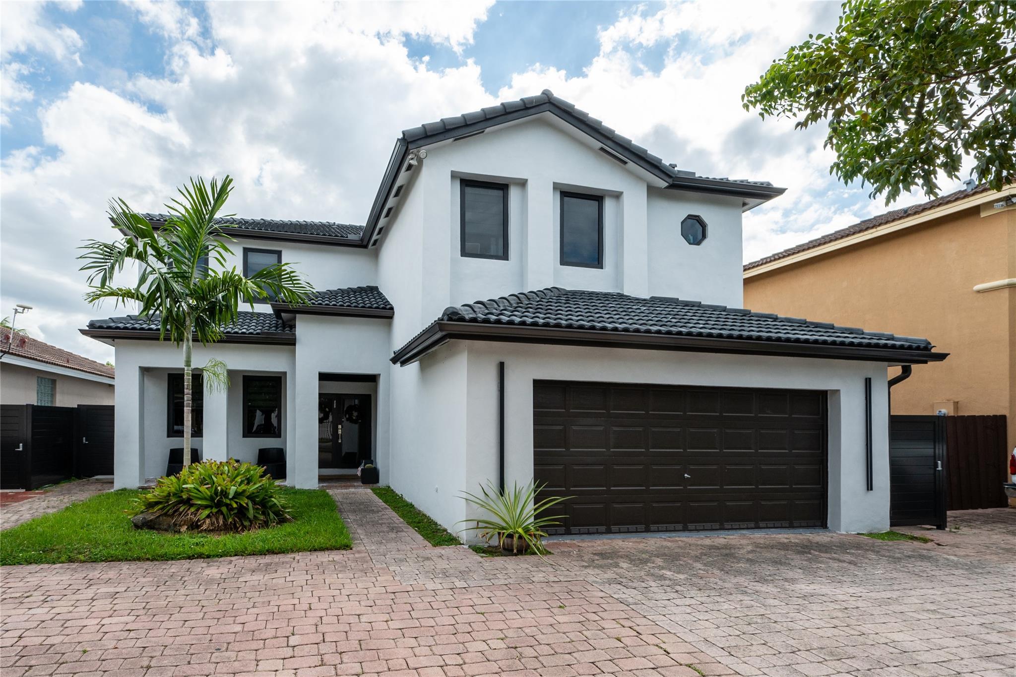14502 SW 10th St, Miami, FL, 33184 - Investment Single Family Home. Photo #1