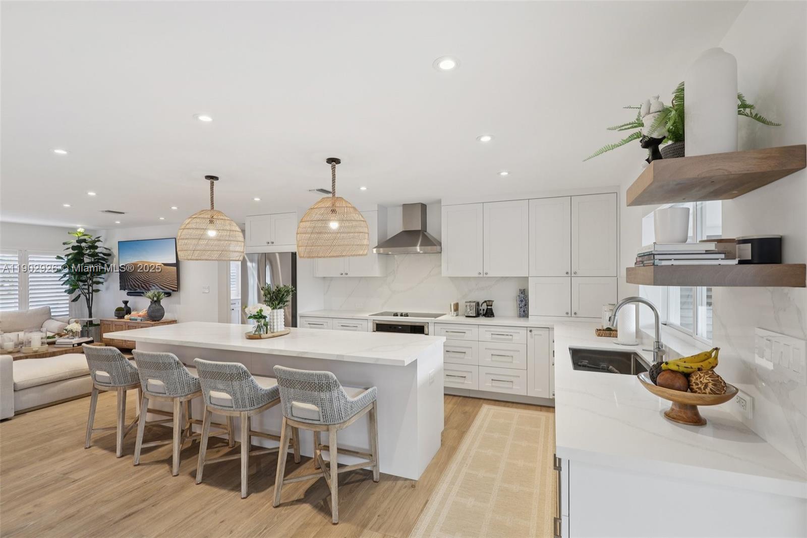 2105 SW 98th Ave, Miami, FL, 33165 - Investment Single Family Home. Photo #1