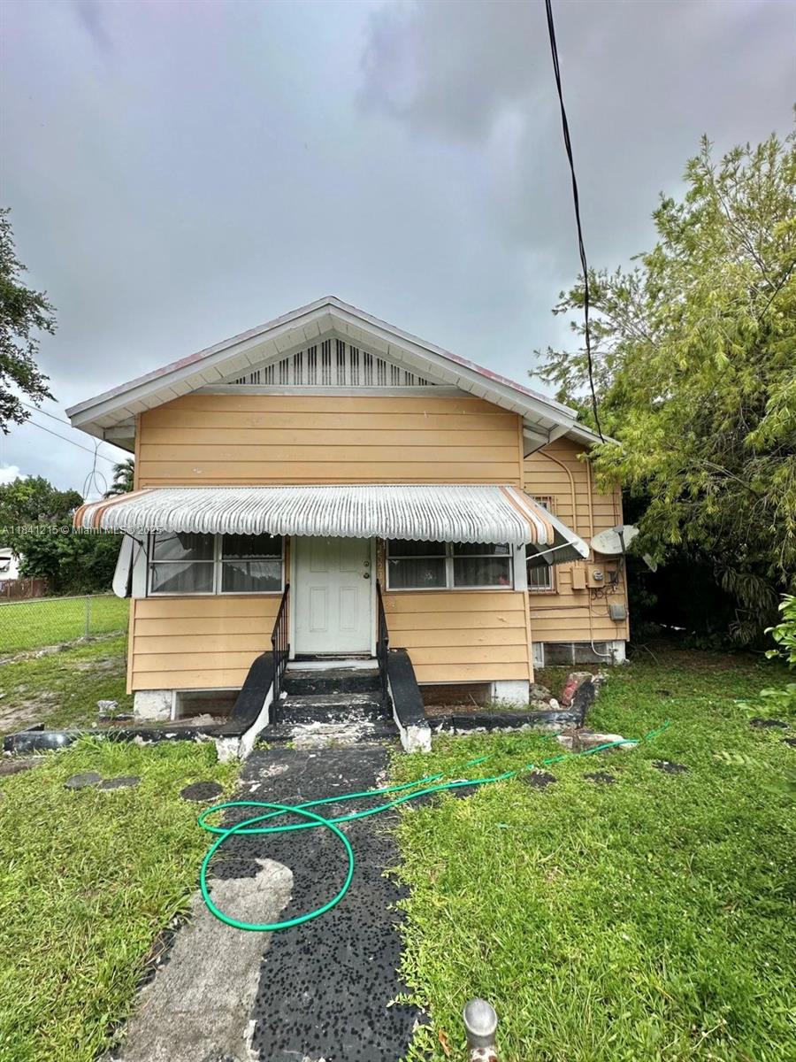 1521 NW 51st St, Miami, FL, 33142 - Investment Single Family Home. Photo #1