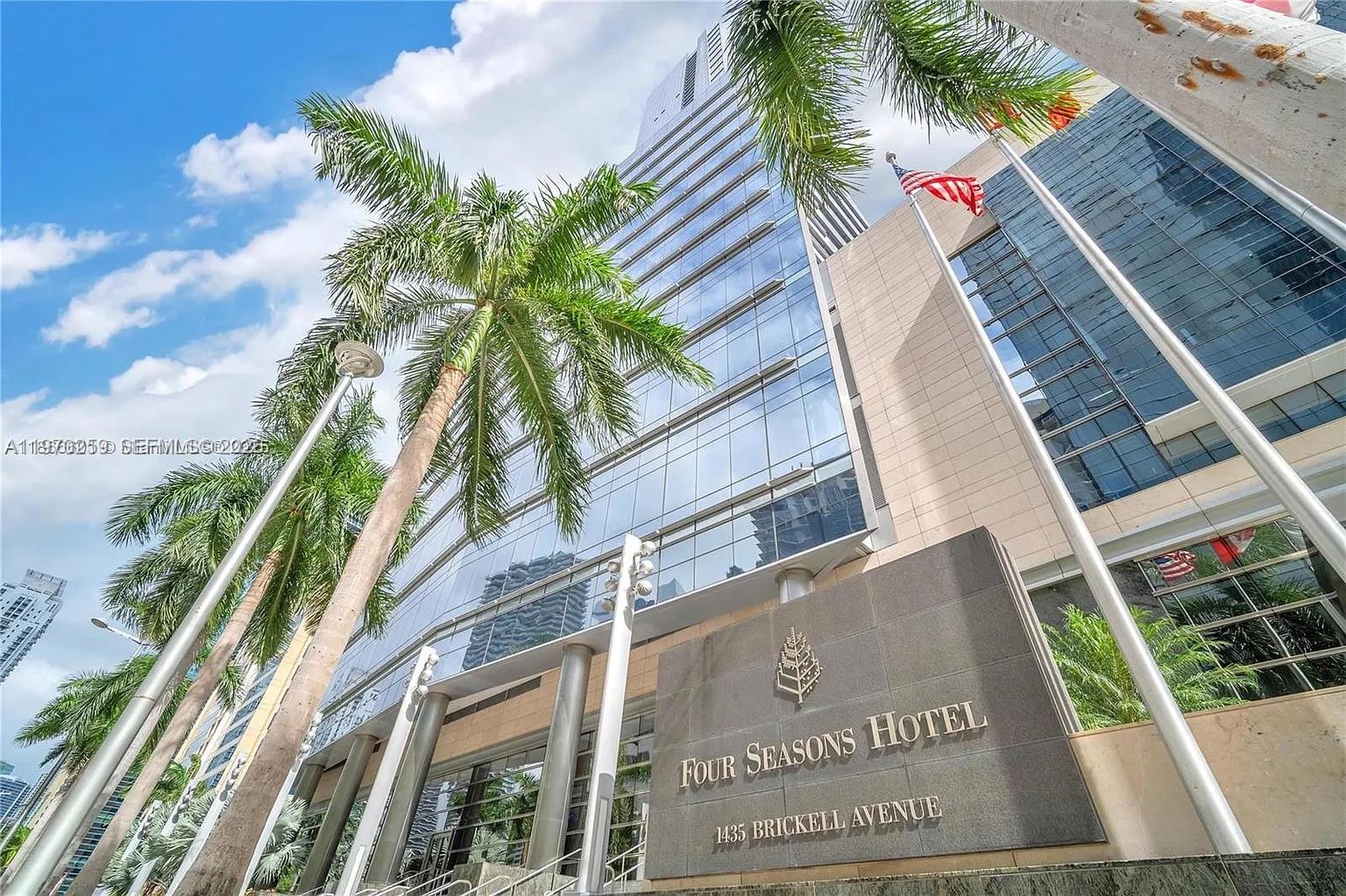 1435 Brickell #3212, Miami, FL, 33131 - Investment Condo. Photo #1