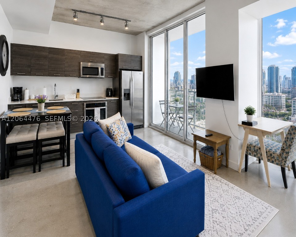 151 SE 1 #2406, Miami, FL, 33131 - Investment Condo. Photo #1