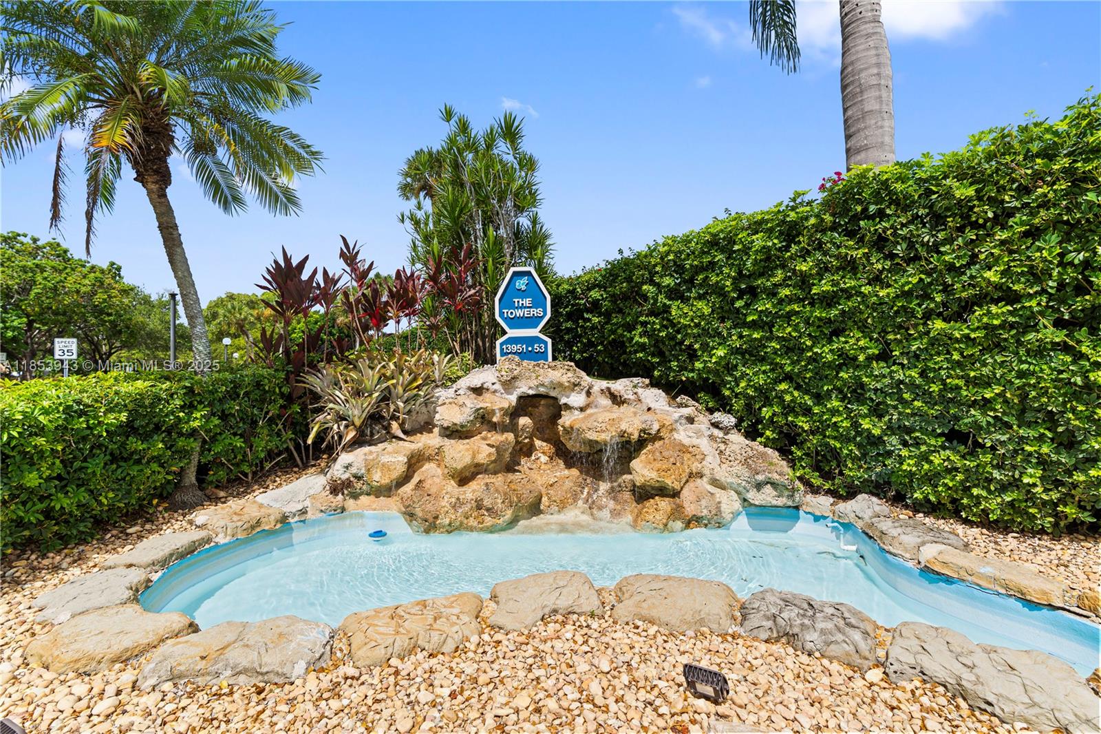 13953 KENDALE LAKES CR #305B, Miami, FL, 33183 - Investment Condo. Photo #1
