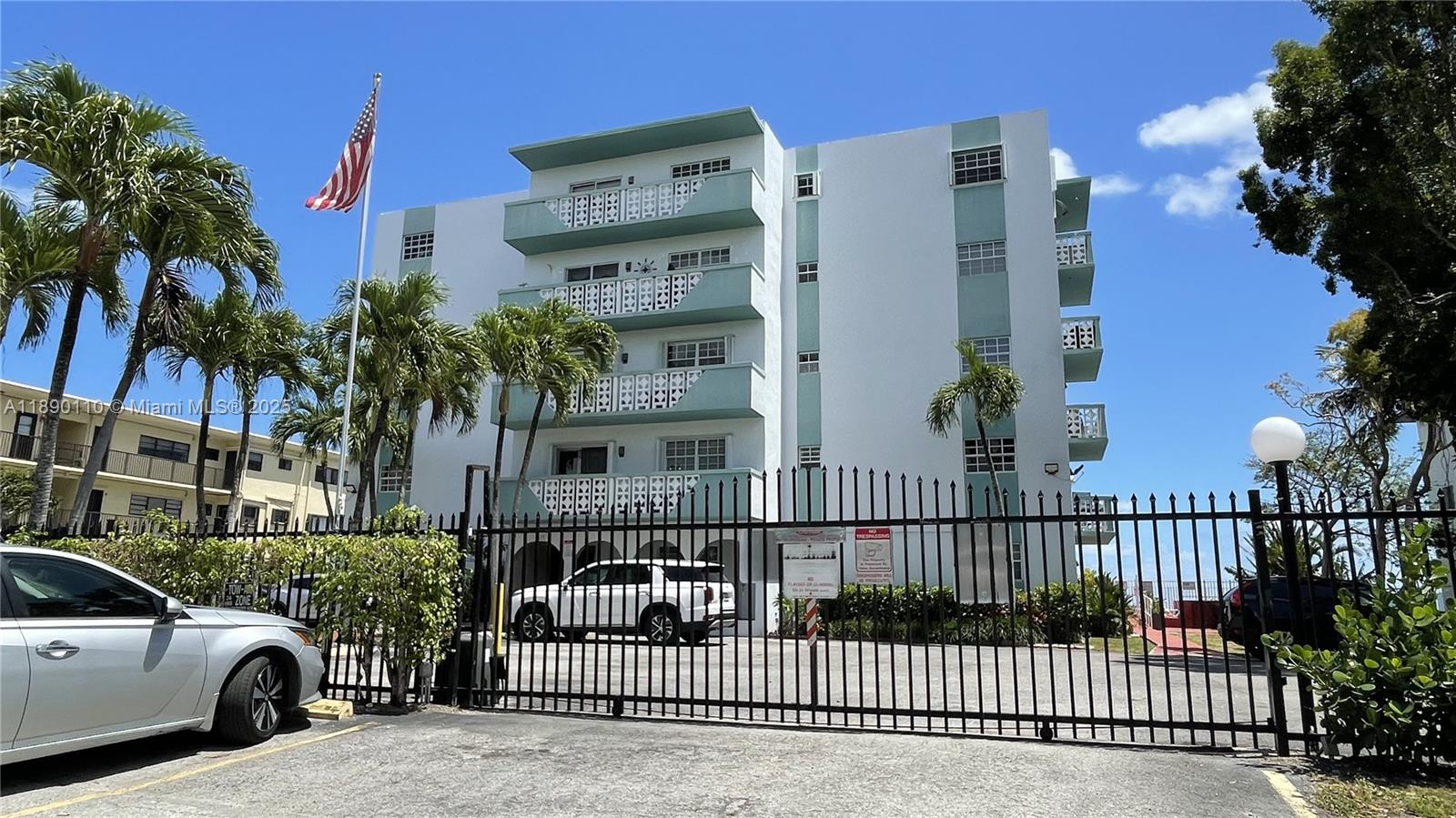 7825 NE Bayshore Ct #504, Miami, FL, 33138 - Investment Condo. Photo #1