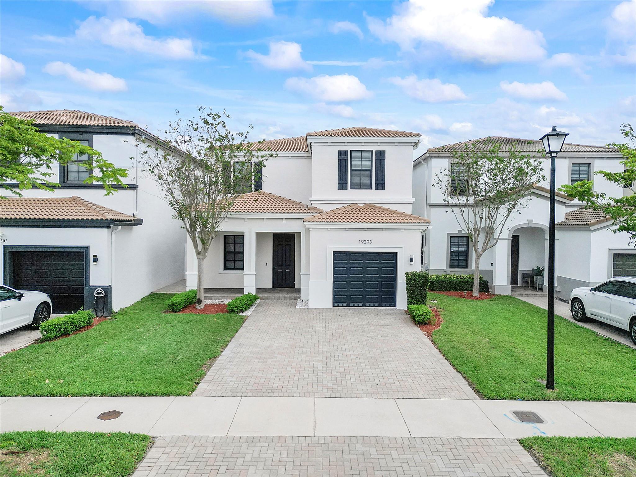19293 NE 8th Ct, Miami, FL, 33179 - Investment Single Family Home. Photo #1