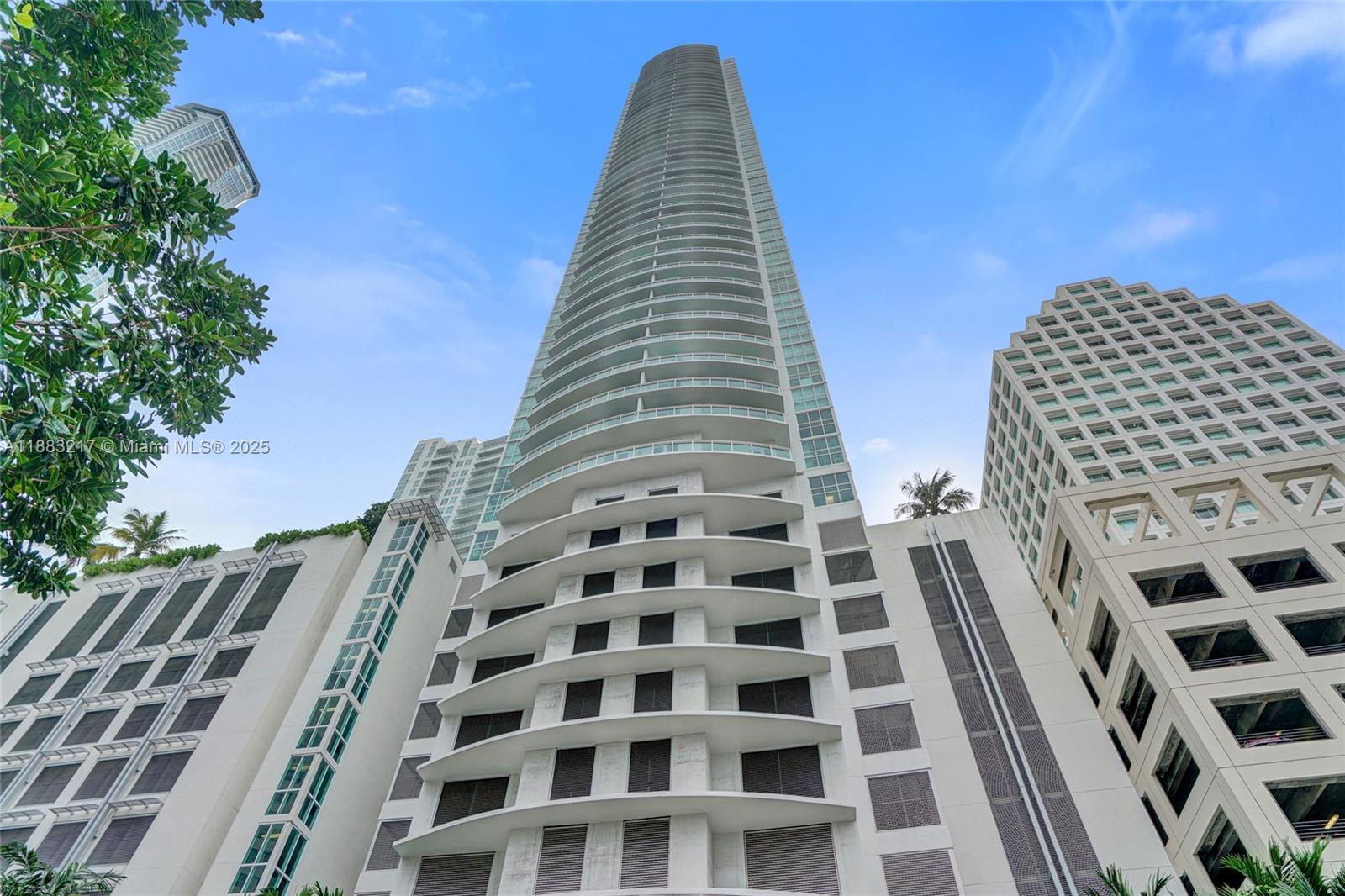 950 Brickell Bay Dr #1704, Miami, FL, 33131 - Investment Condo. Photo #1