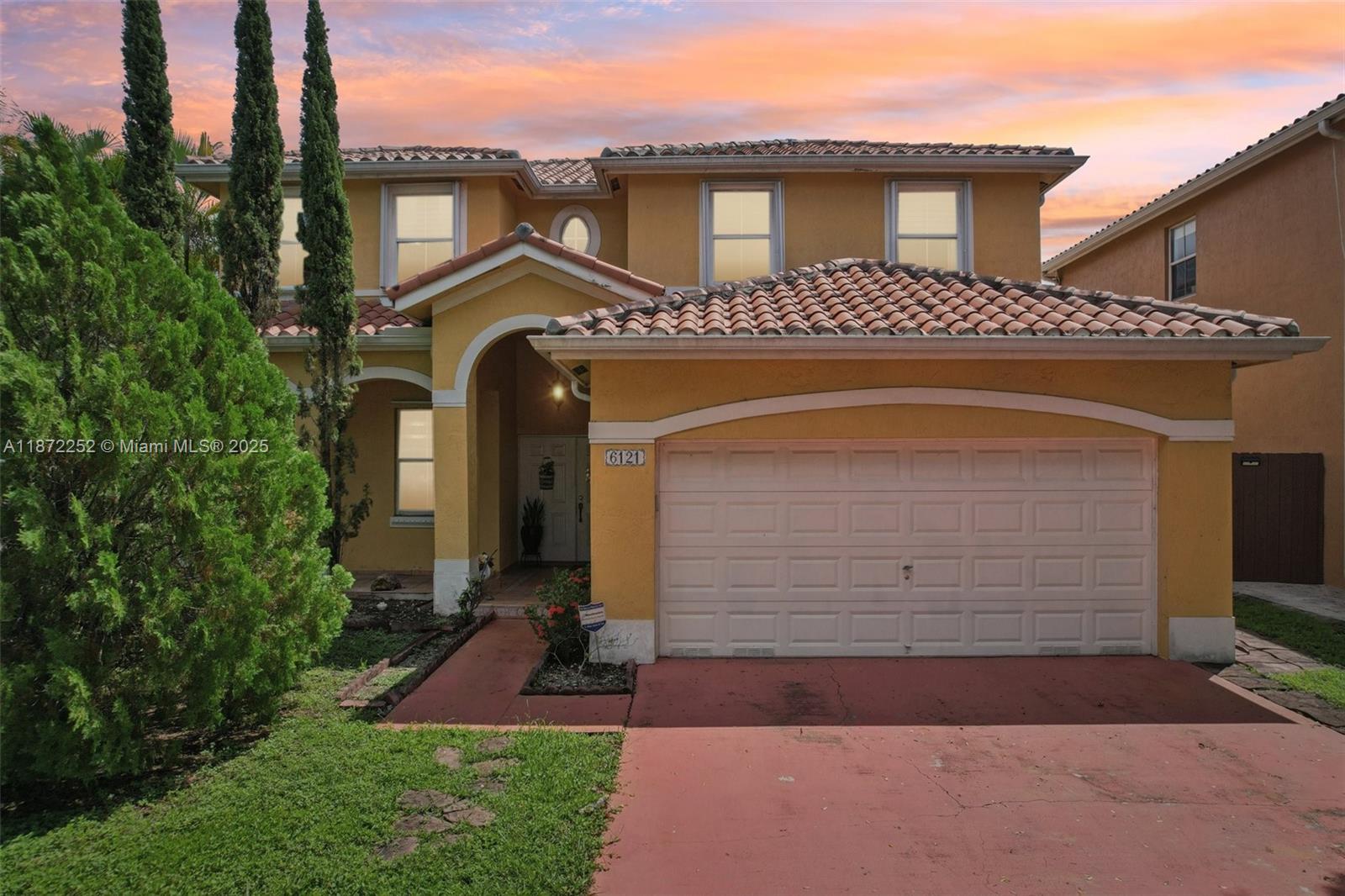 6121 SW 157th Pl, Miami, FL, 33193 - Investment Single Family Home. Photo #1