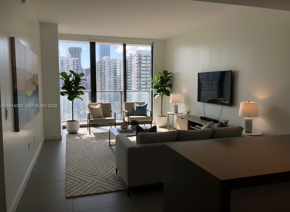 1600 NE 1st #2508, Miami, FL, 33132 - Investment Condo. Photo #1