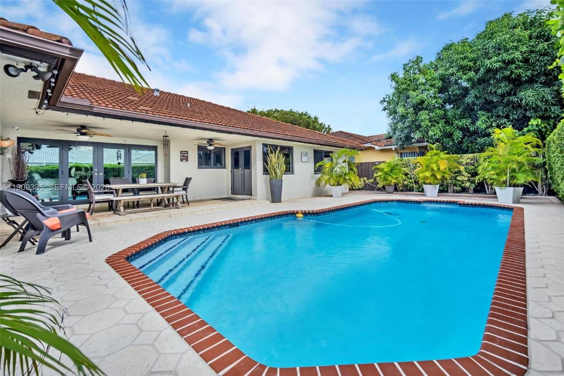 15462 SW 115th, Miami, FL, 33196 - Investment Single Family Home. Photo #1
