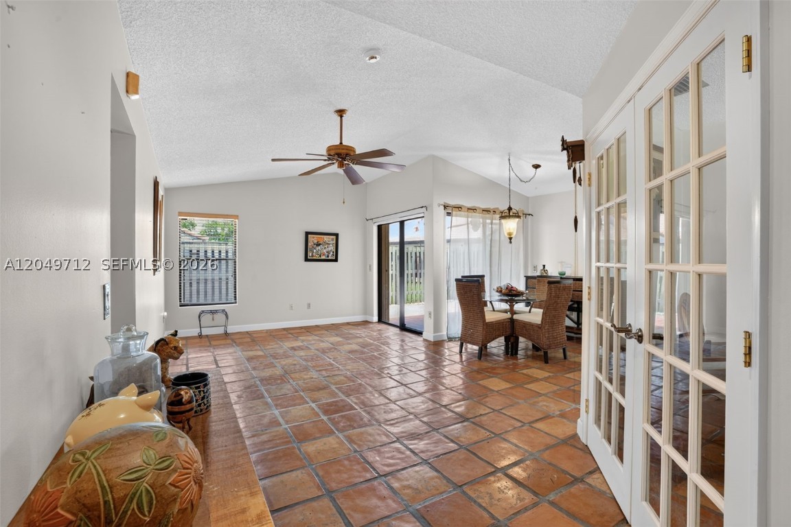 15065 SW 49th #F, Miami, FL, 33185 - Investment Condo. Photo #1