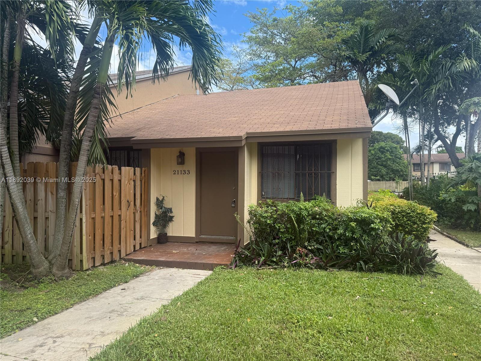 21133 NE 4th Ct, Miami, FL, 33179 - Investment Townhome. Photo #1