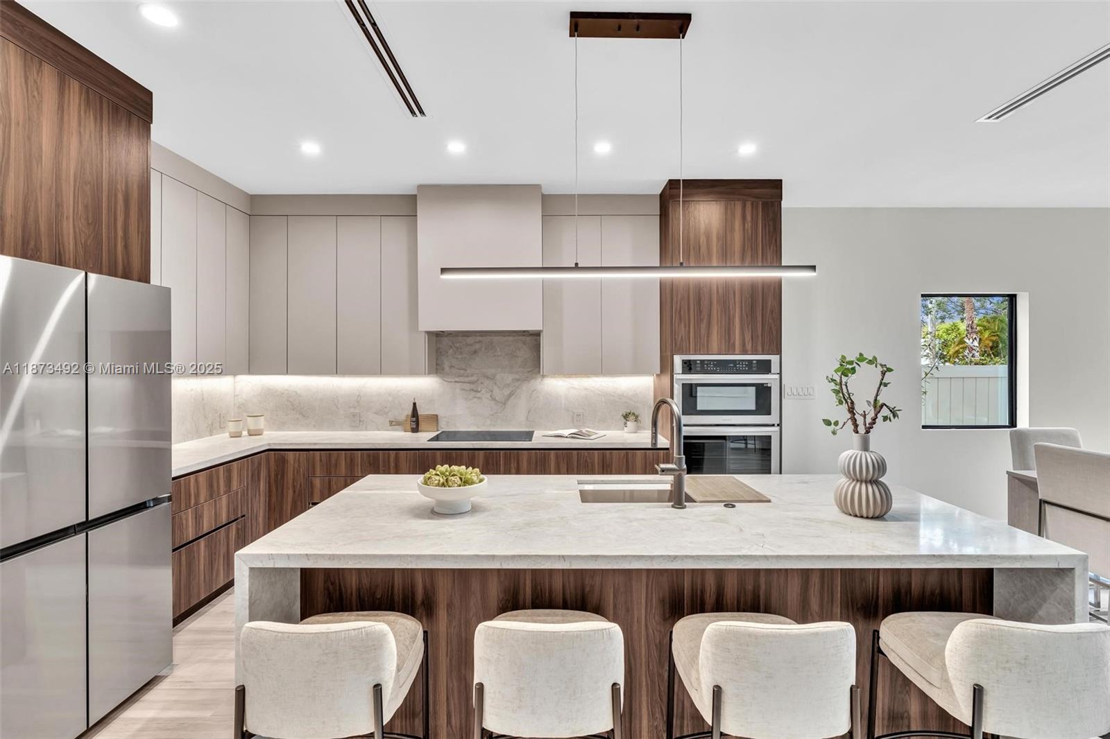 1387 SW 22nd Ter, Miami, FL, 33145 - Investment Townhome. Photo #1