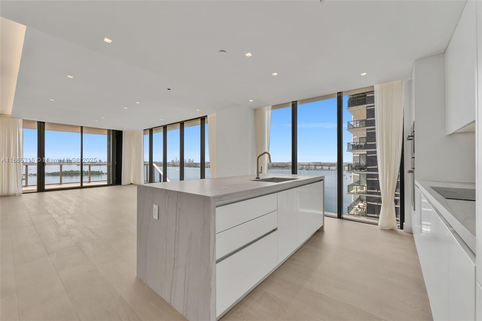 700 NE 24th st #1207, Miami, FL, 33137 - Investment Condo. Photo #1