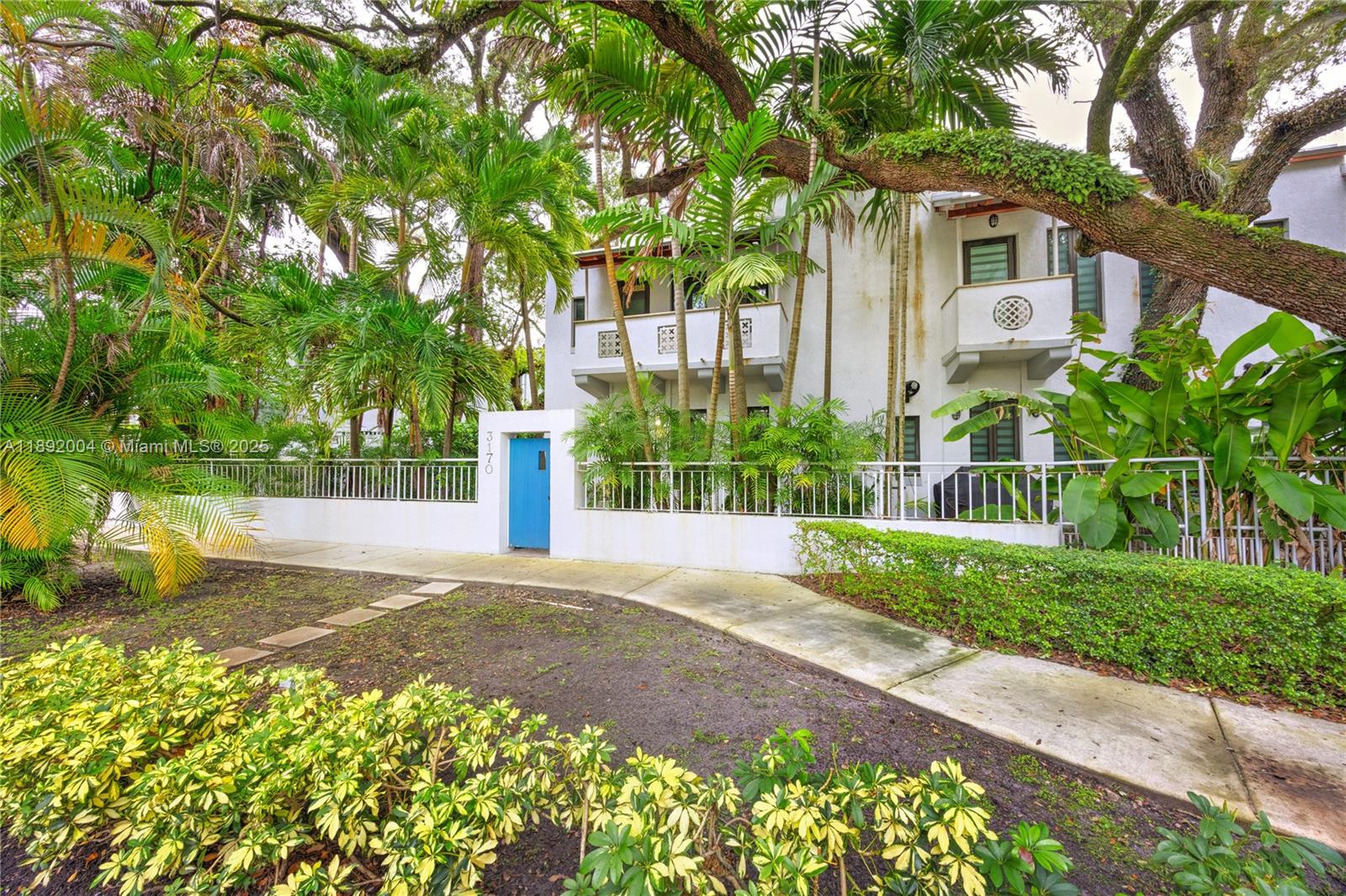 3170 Jackson Ave #5, Miami, FL, 33133 - Investment Townhome. Photo #1