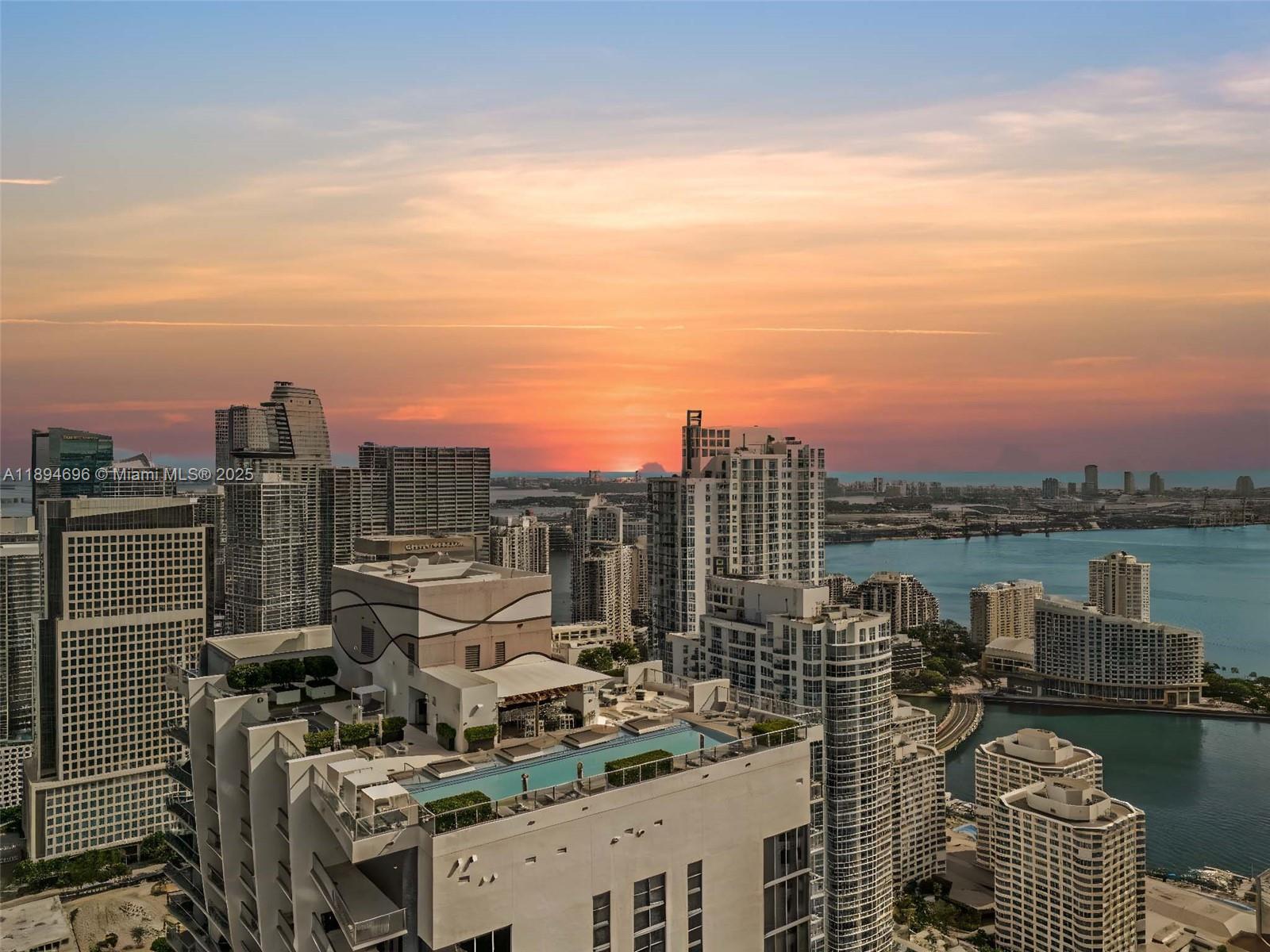 1010 Brickell Ave #1607, Miami, FL, 33131 - Investment Condo. Photo #1