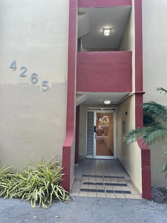 4265 NW South Tamiami Canal Dr #1-104, Miami, FL, 33126 - Investment Condo. Photo #1