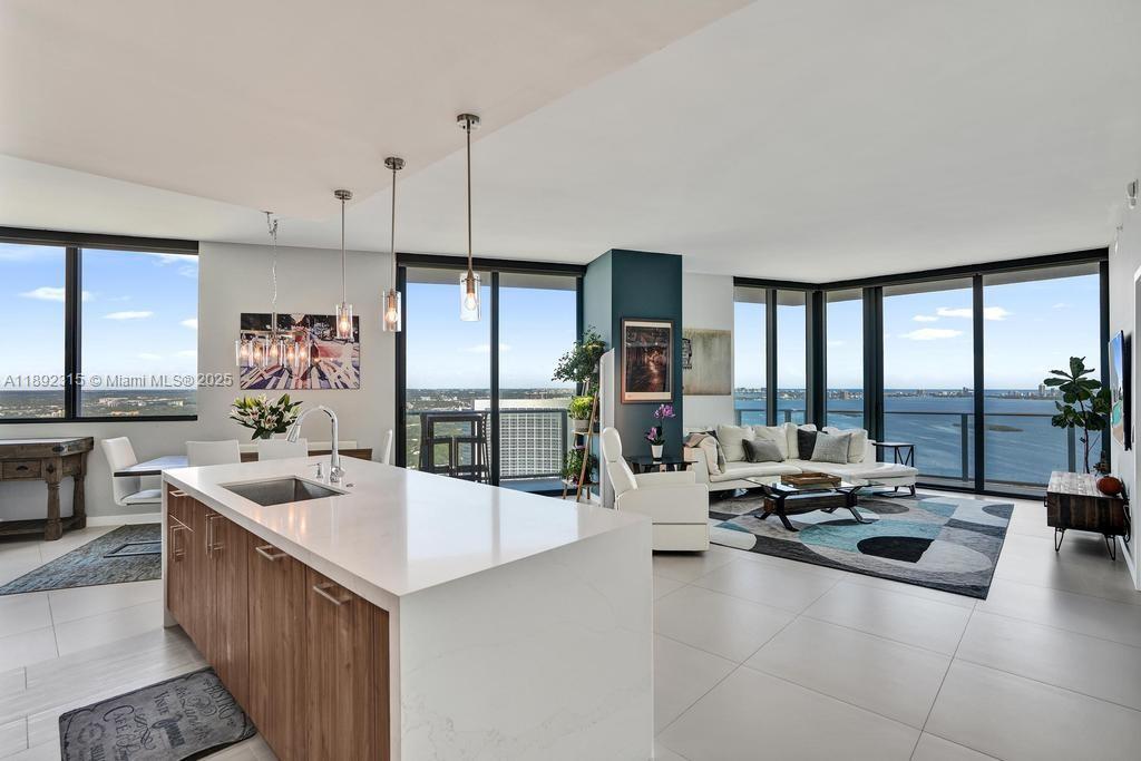 501 NE 31st St #PH4101, Miami, FL, 33137 - Investment Condo. Photo #1