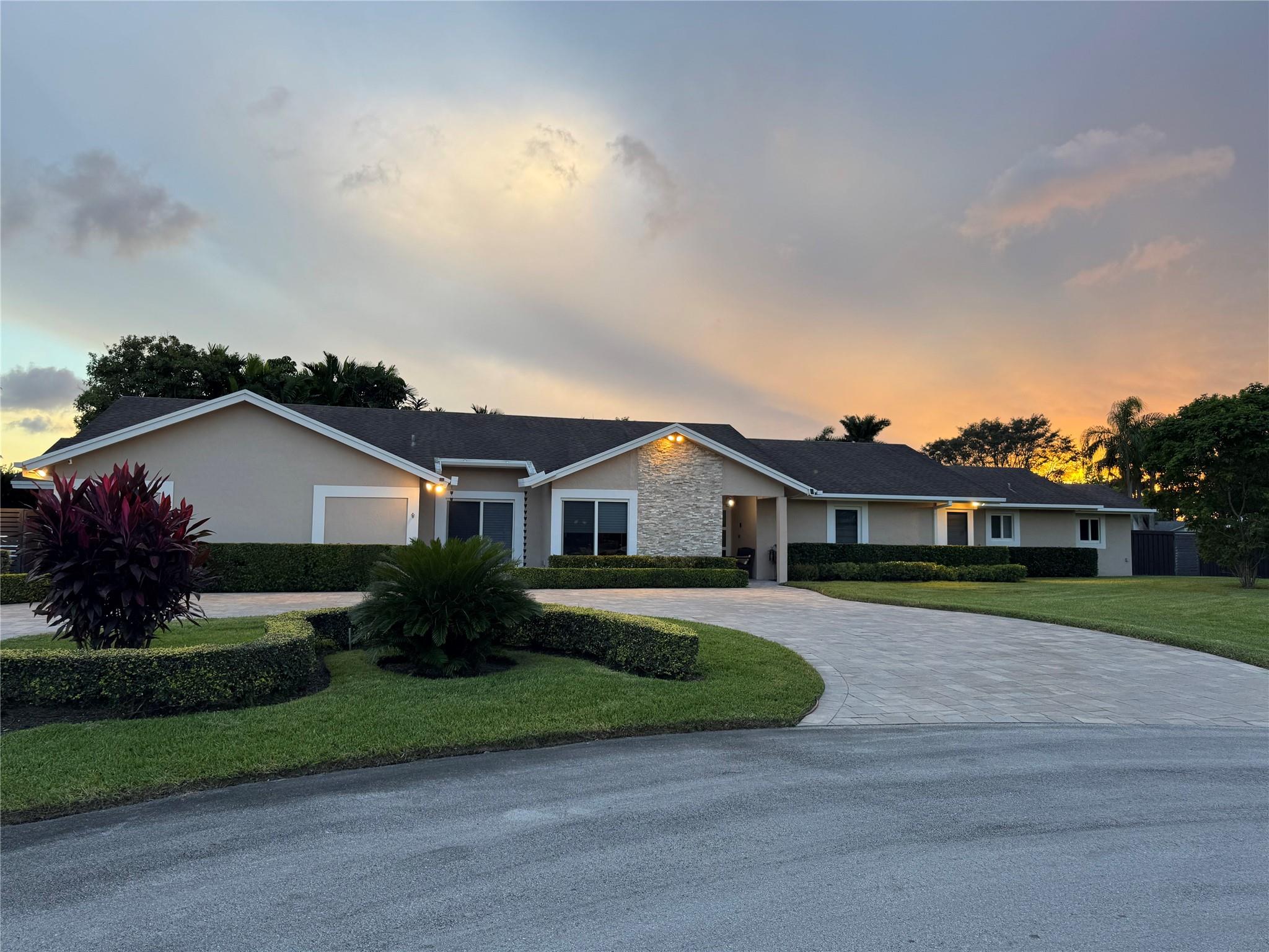 15210 SW 163 St, Miami, FL, 33187 - Investment Single Family Home. Photo #1