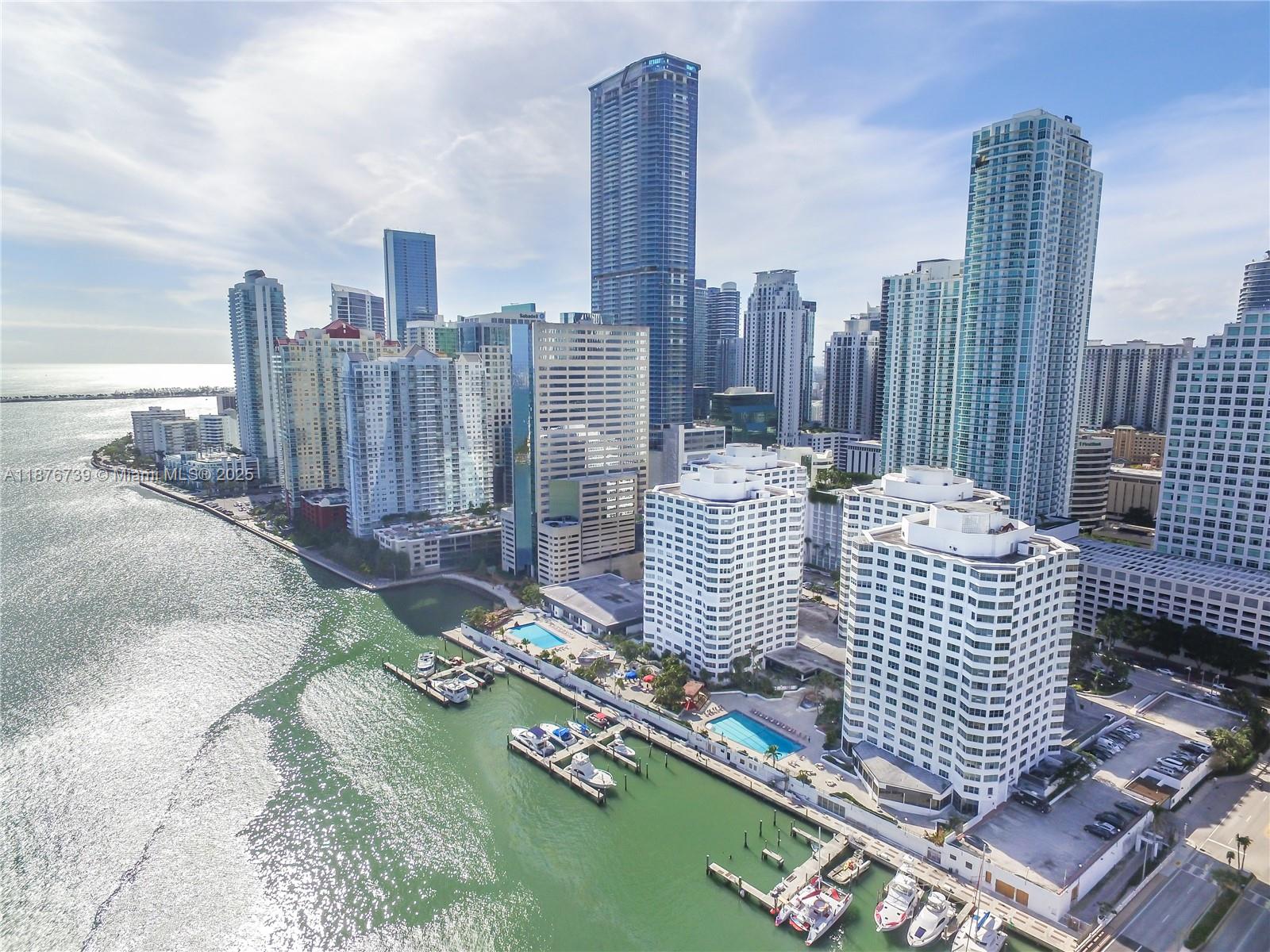825 Brickell Bay Dr #1042, Miami, FL, 33131 - Investment Condo. Photo #1