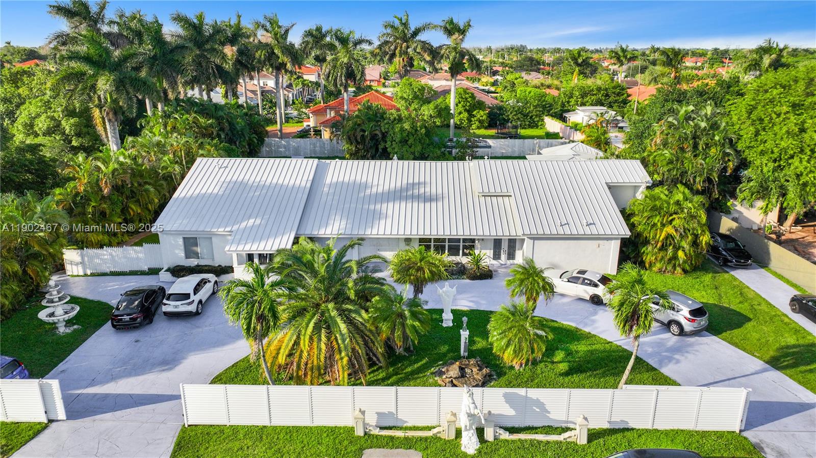 13921 SW 30th St, Miami, FL, 33175 - Investment Single Family Home. Photo #1