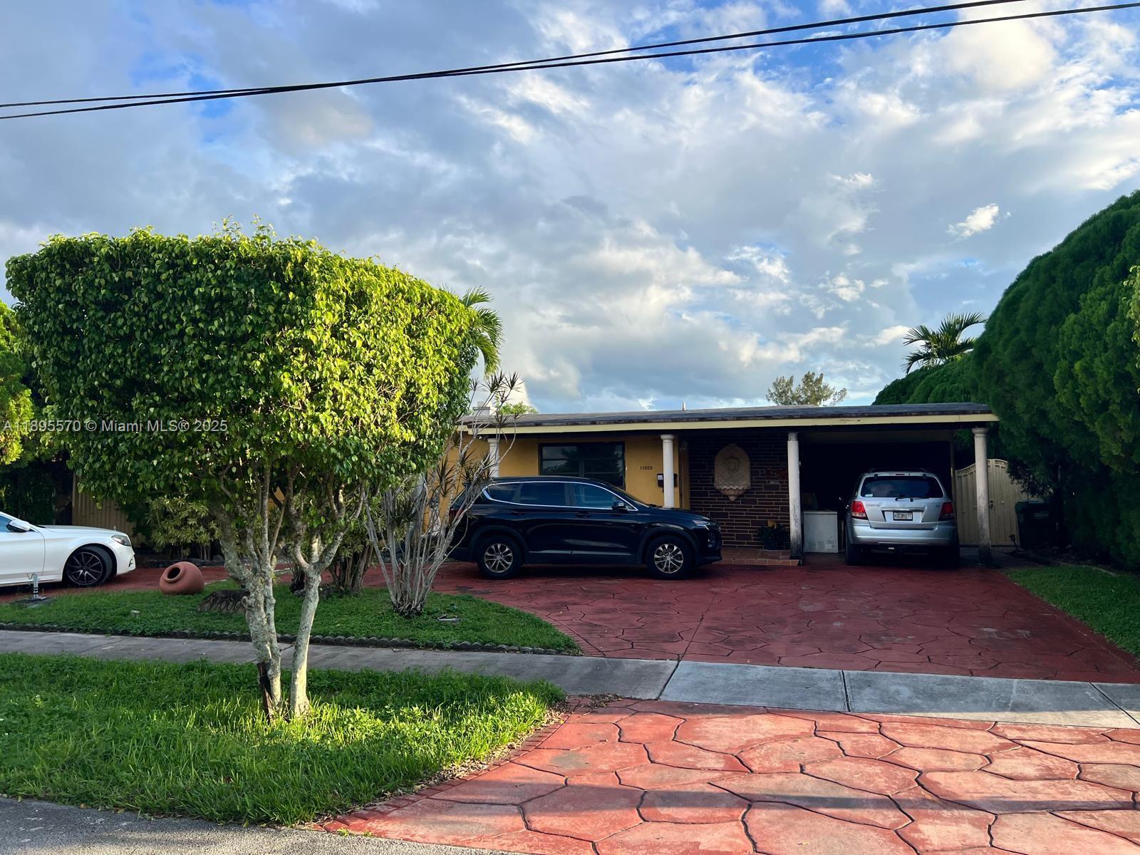 11000 SW 43rd Ln, Miami, FL, 33165 - Investment Single Family Home. Photo #1