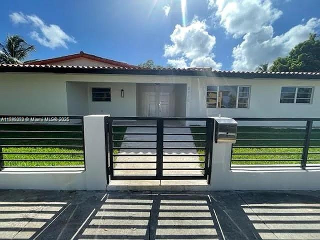 2710 SW 31st Ave, Miami, FL, 33133 - Investment Single Family Home. Photo #1