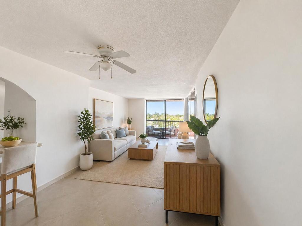 7040 Coral #501, Miami, FL, 33155 - Investment Condo. Photo #1