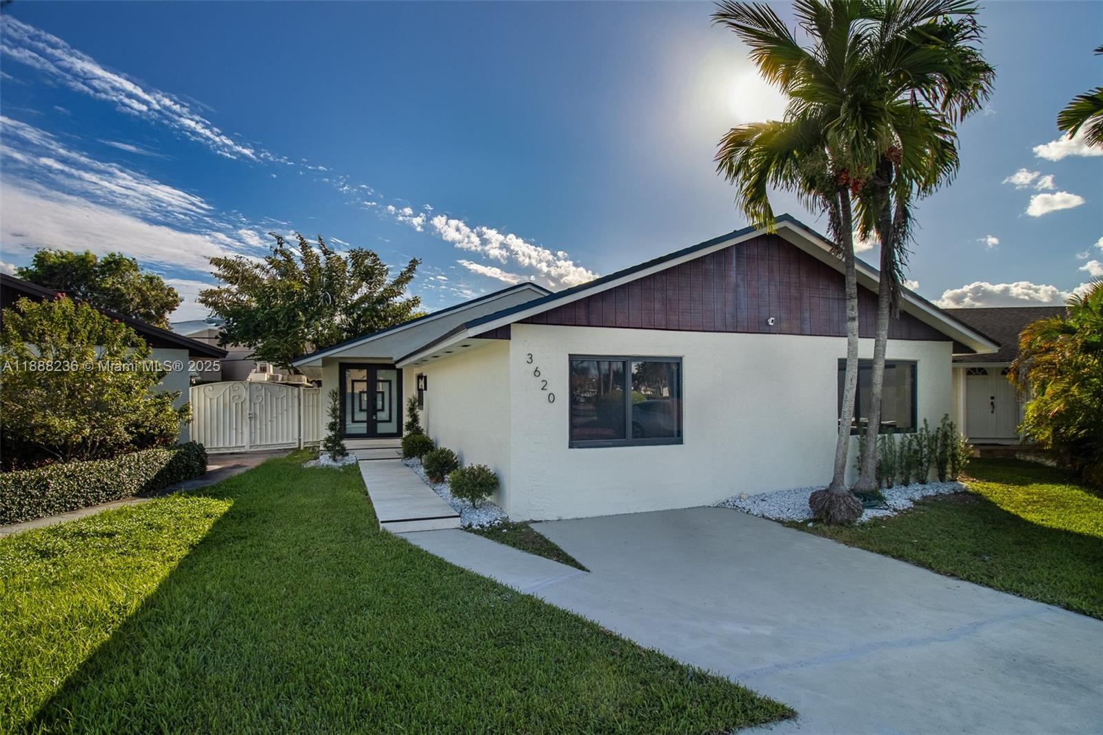 3620 SW 112th Pl, Miami, FL, 33165 - Investment Single Family Home. Photo #1