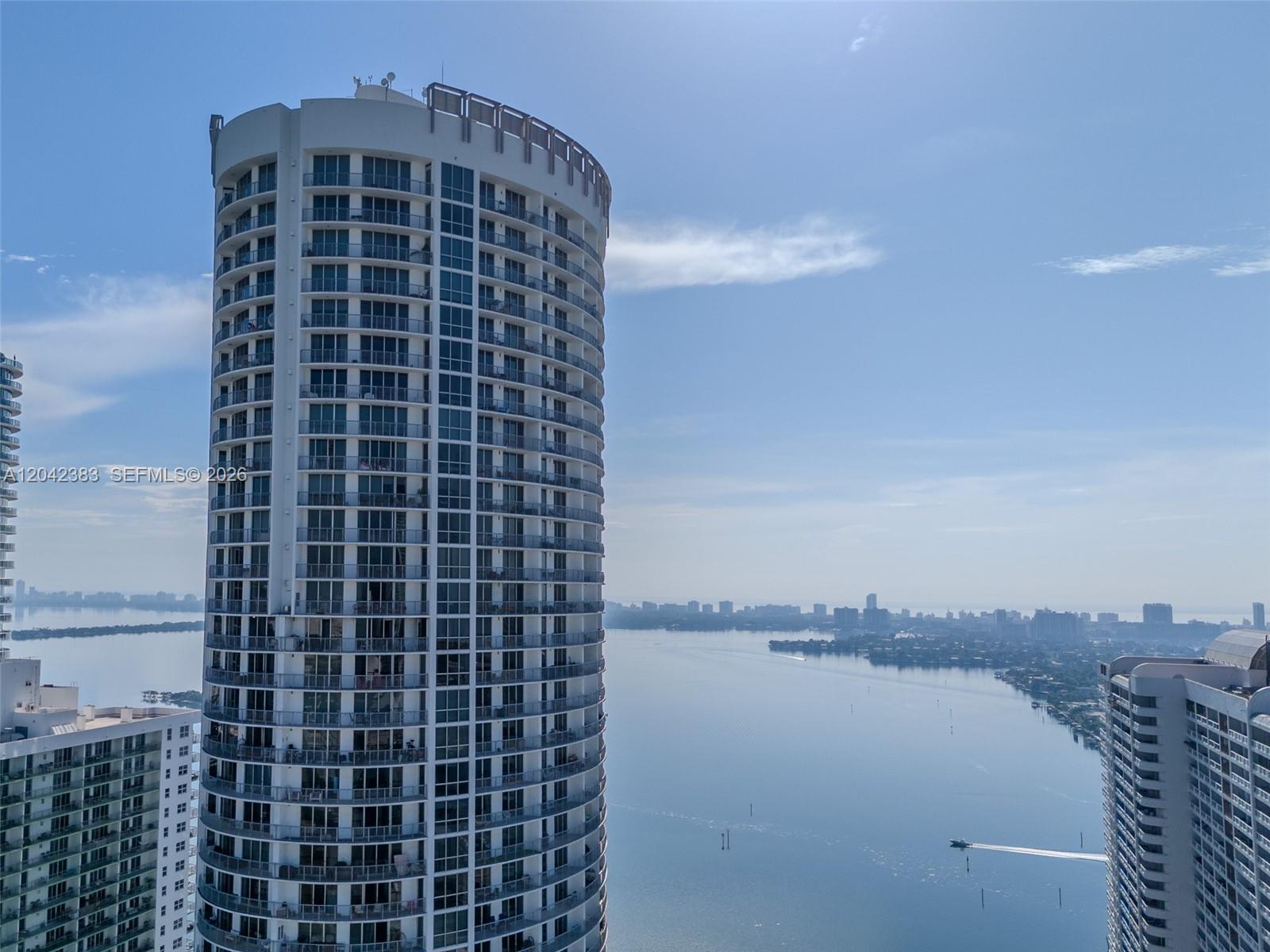 1750 N Bayshore #5212, Miami, FL, 33132 - Investment Condo. Photo #1
