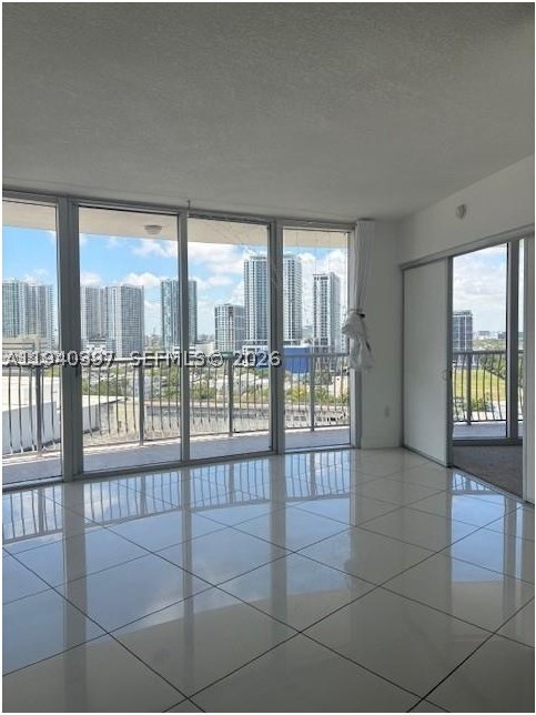 1750 N Bayshore #1714, Miami, FL, 33132 - Investment Condo. Photo #1