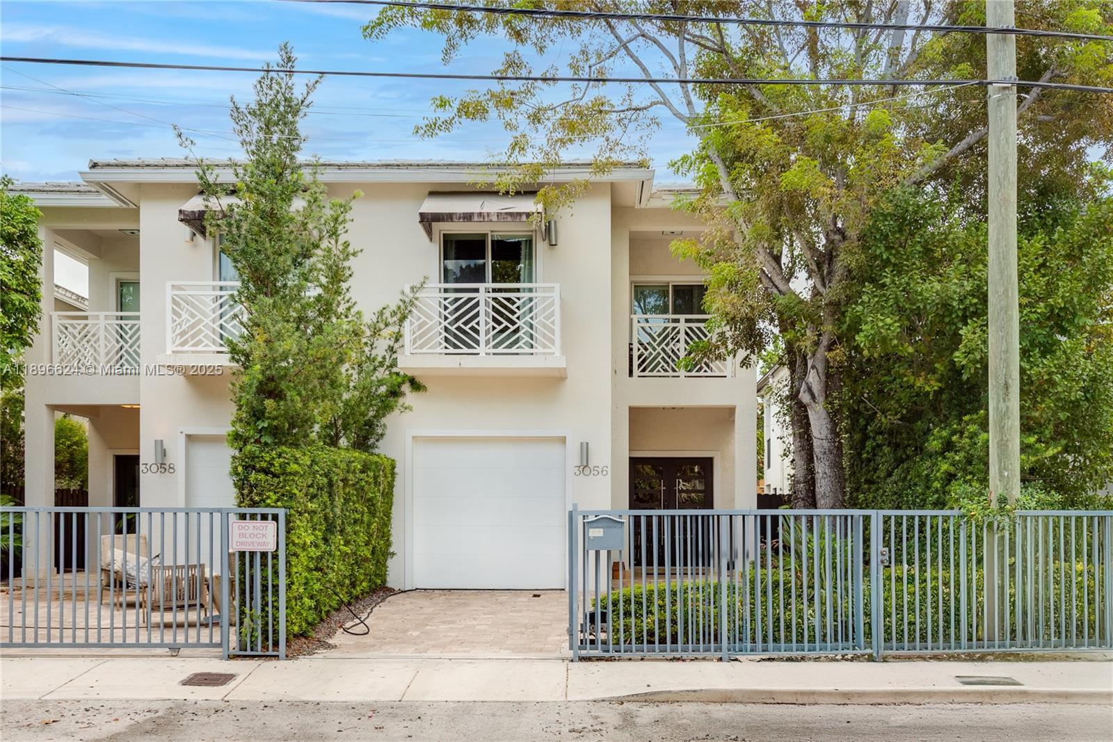 3056 New York St #3056, Miami, FL, 33133 - Investment Townhome. Photo #1