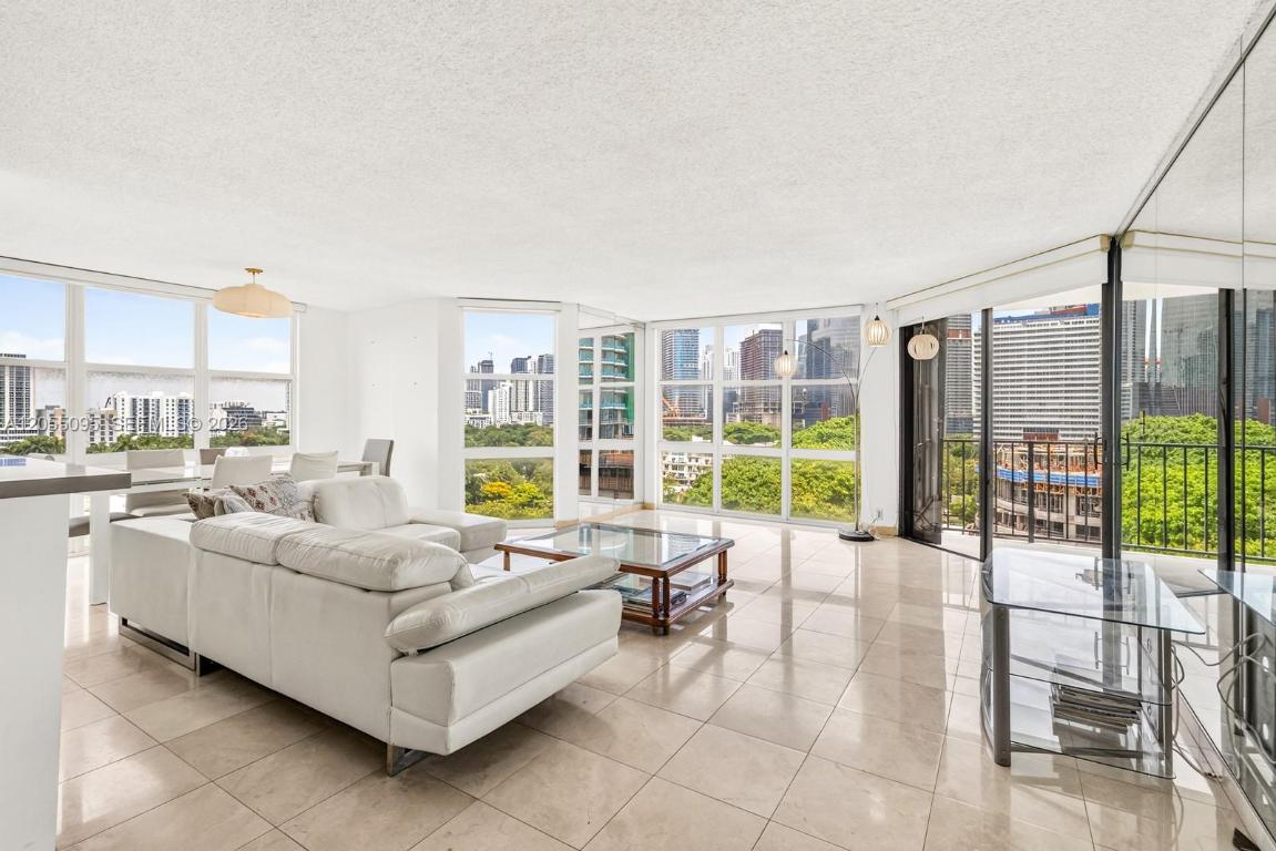 1901 Brickell #B1109, Miami, FL, 33129 - Investment Condo. Photo #1