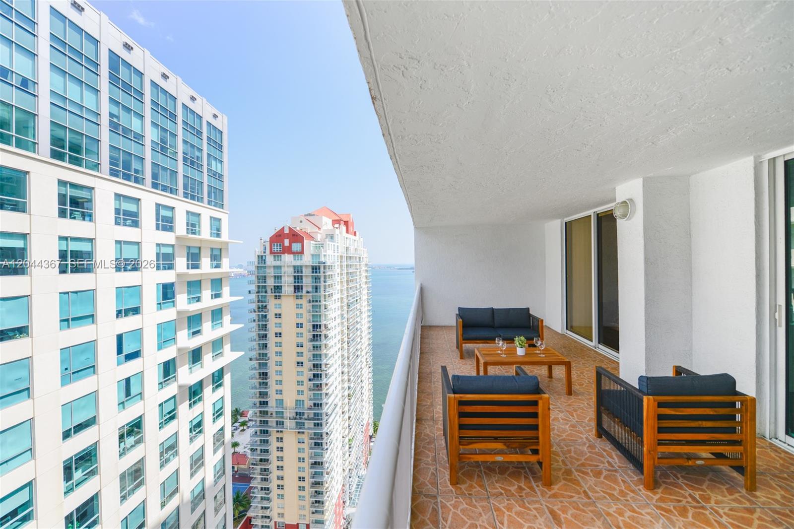 1200 Brickell Bay #3614, Miami, FL, 33131 - Investment Condo. Photo #1