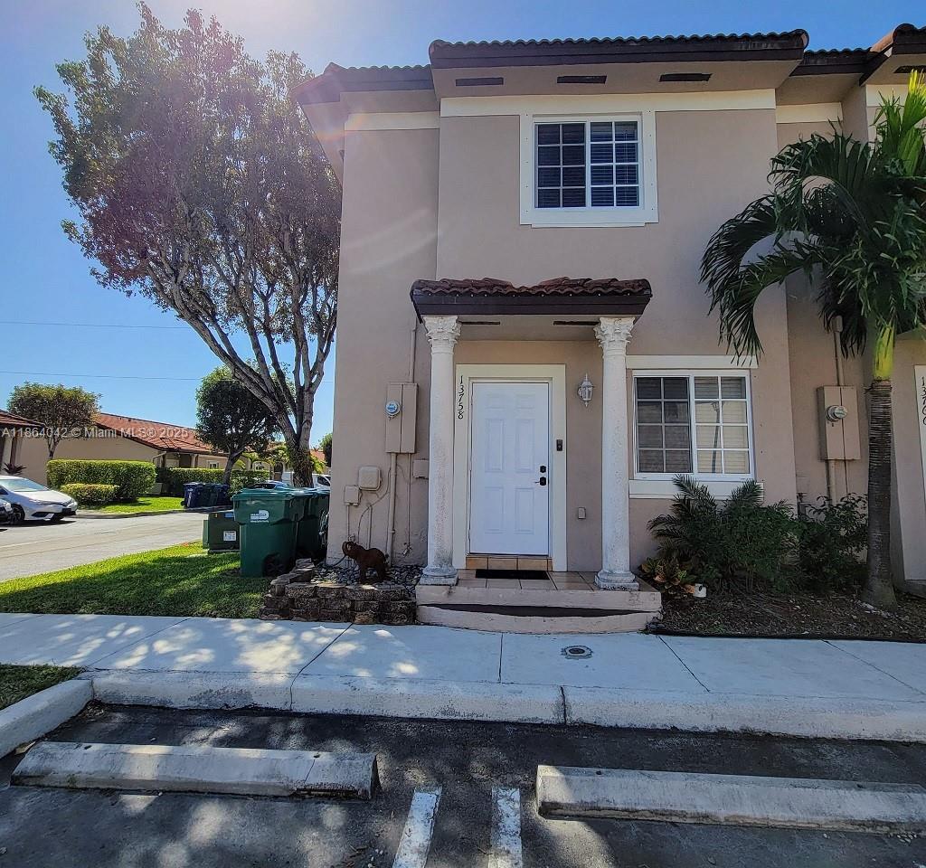 13758 SW 170th Ln, Miami, FL, 33177 - Investment Townhome. Photo #1