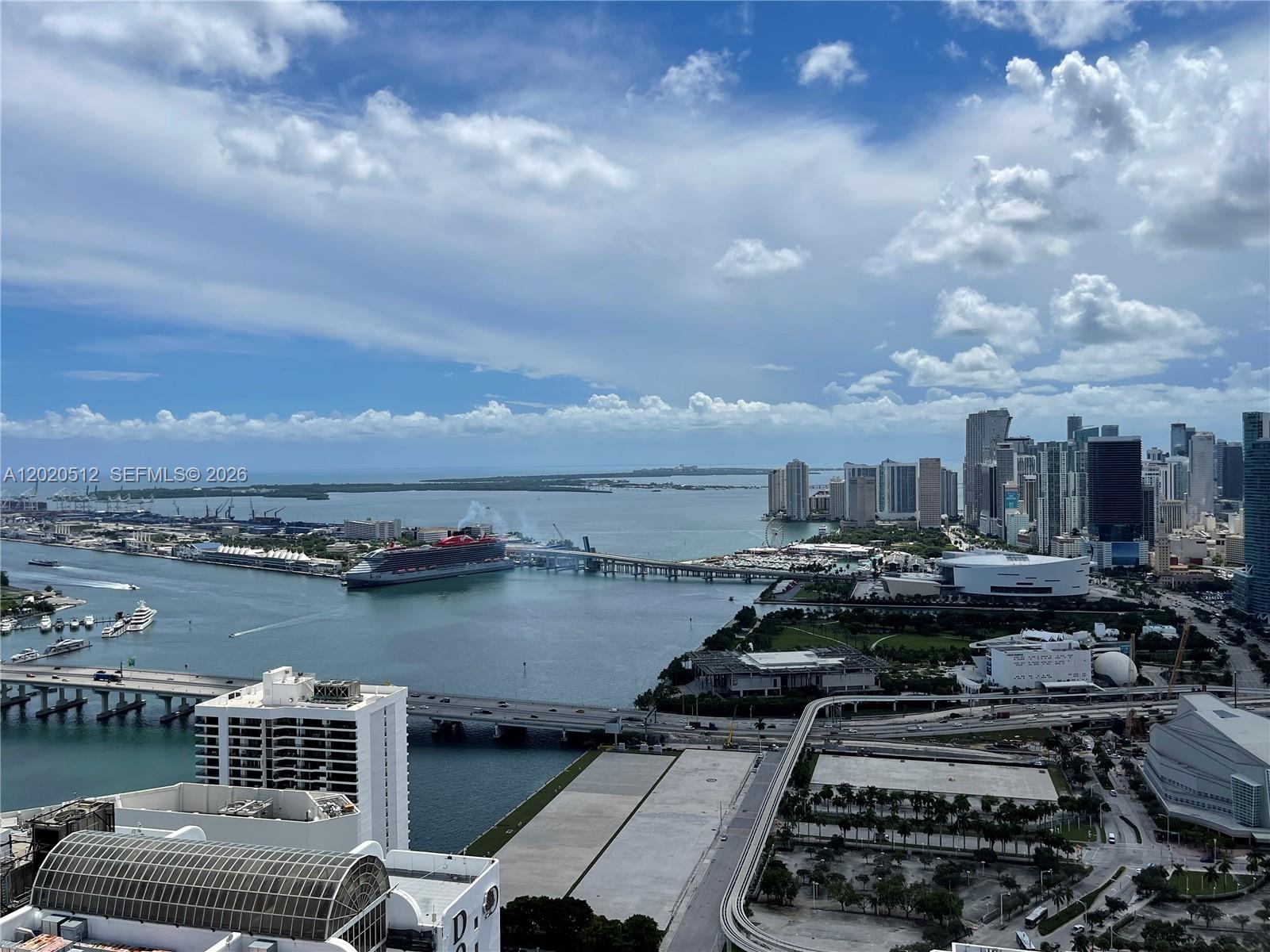 1750 N Bayshore #5614, Miami, FL, 33132 - Investment Condo. Photo #1