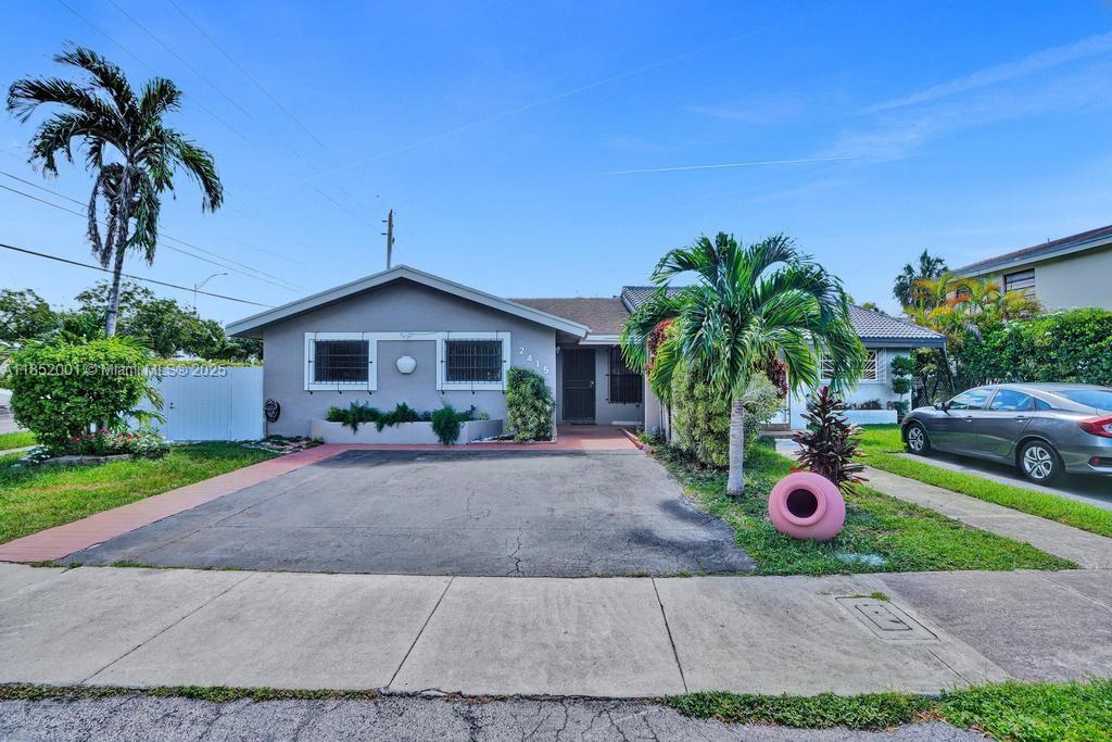 2415 SW 99th Pl #N, Miami, FL, 33165 - Investment Townhome. Photo #1