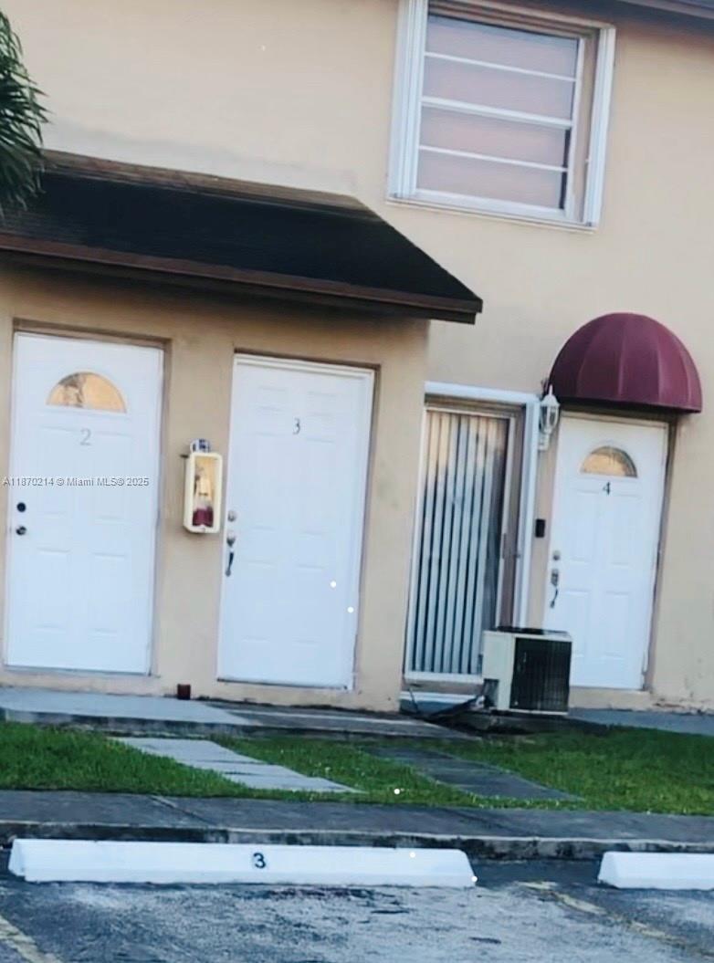 15280 SW 80th St #3, Miami, FL, 33193 - Investment Condo. Photo #1