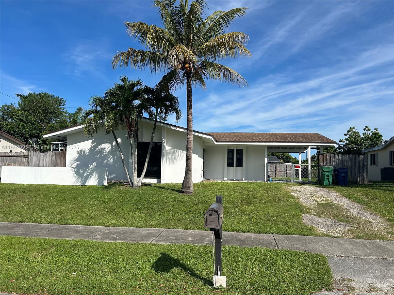 15840 SW 105th Ct, Miami, FL, 33157 - Investment Single Family Home. Photo #1