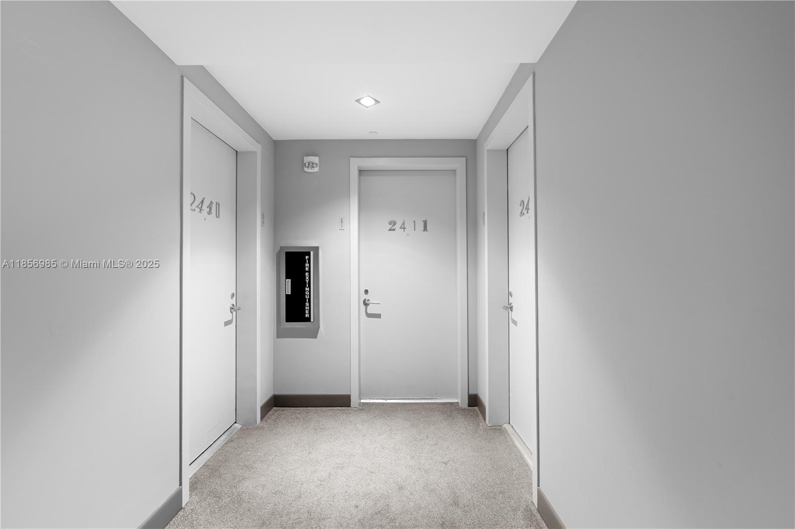 1300 S Miami Ave #2411, Miami, FL, 33130 - Investment Condo. Photo #1