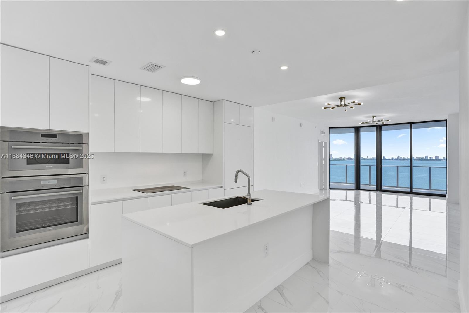 700 NE 24th Street #1103, Miami, FL, 33137 - Investment Condo. Photo #1