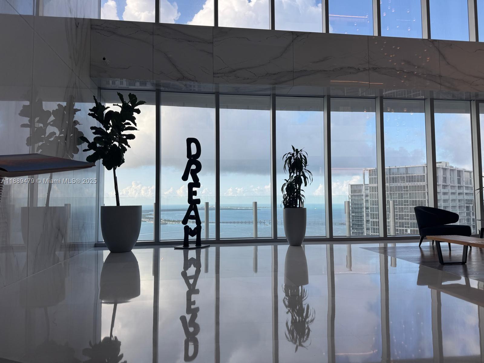 300 Biscayne Blvd Way #505C, Miami, FL, 33131 - Investment Condo. Photo #1