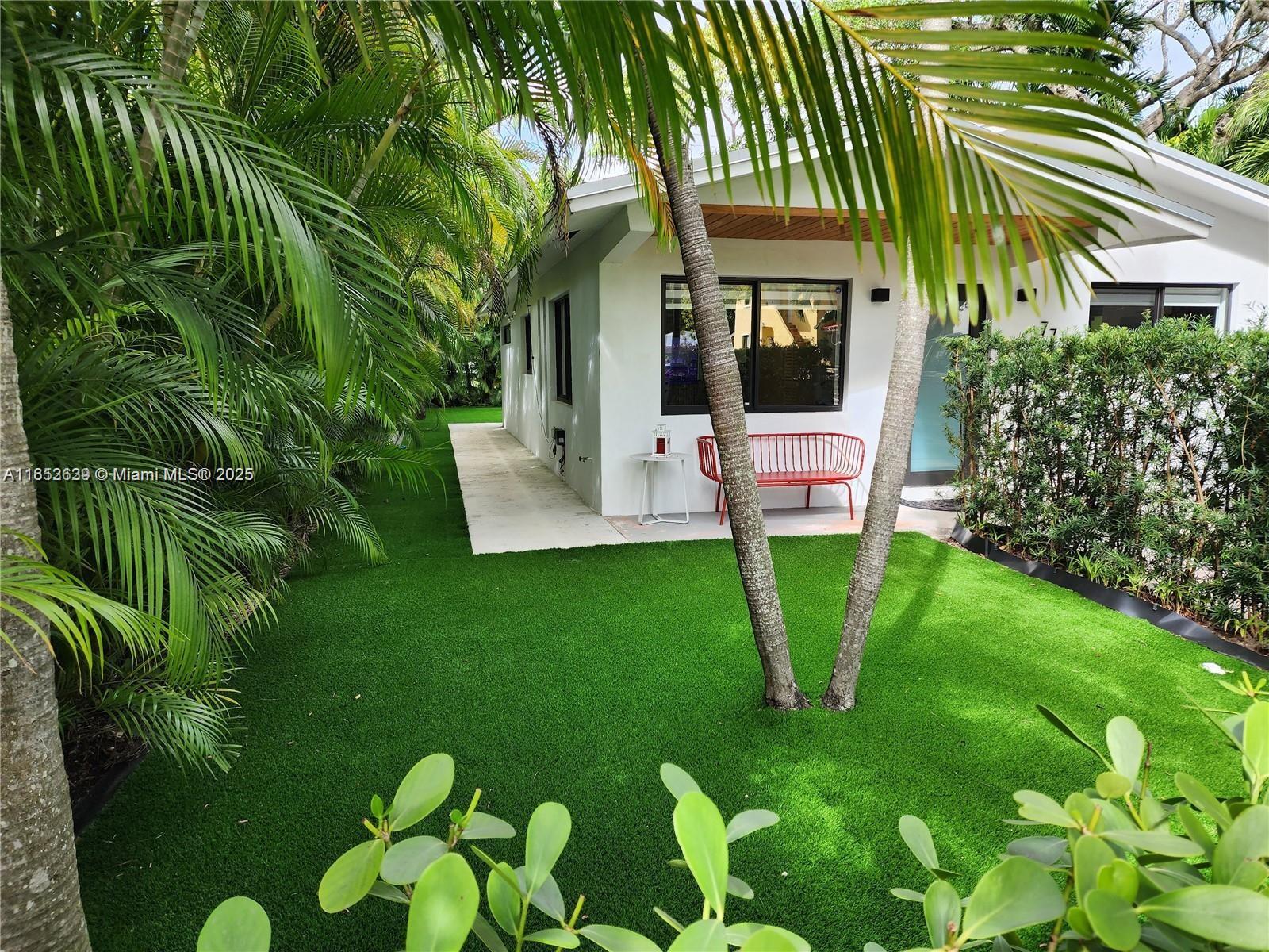 77 NE 43rd St, Miami, FL, 33137 - Investment Single Family Home. Photo #1