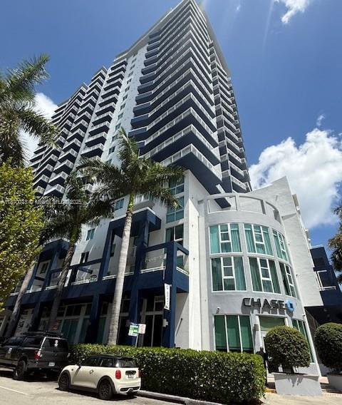 275 NE 18th St #1610, Miami, FL, 33132 - Investment Condo. Photo #1