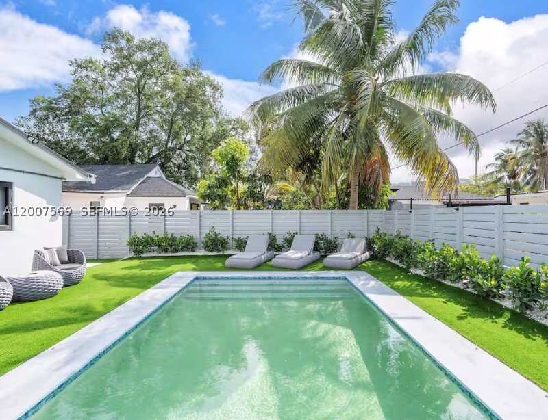 400 NW 40th, Miami, FL, 33127 - Investment Single Family Home. Photo #1